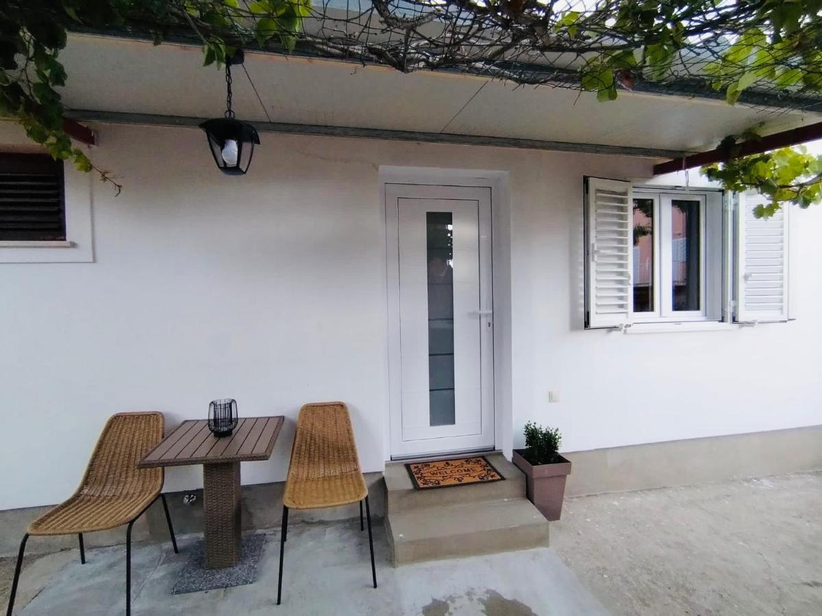Apartment Aurora Hvar Town Esterno foto